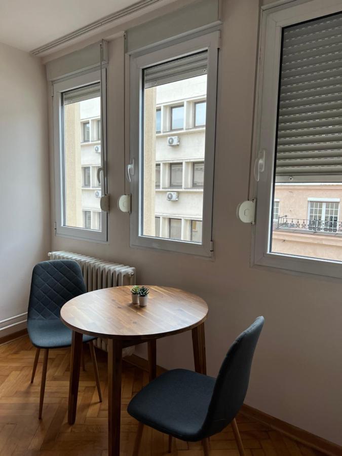 Apartman Lena Belgrado Esterno foto